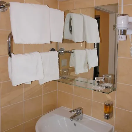 Abc Airport Hotell Riga